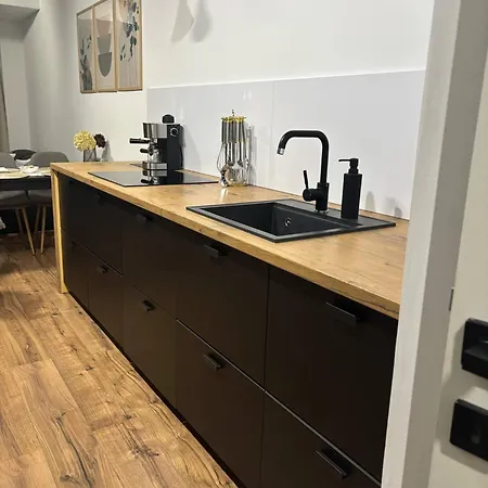 Taki Apartment *